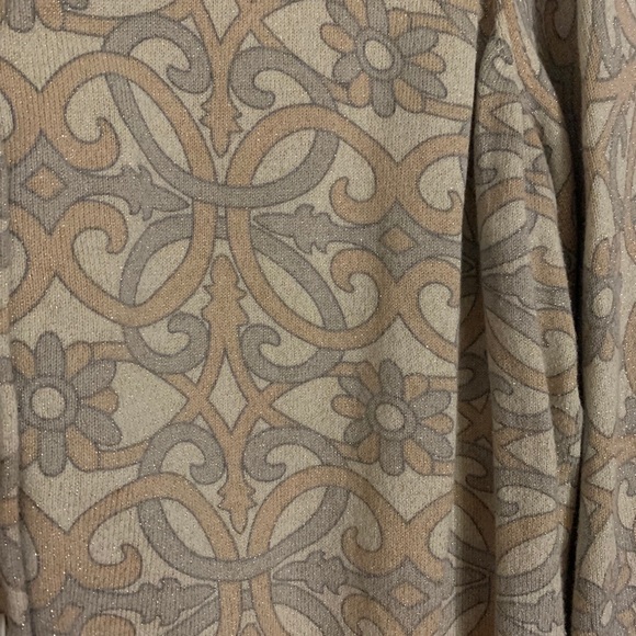 Cardigan - Picture 2 of 3